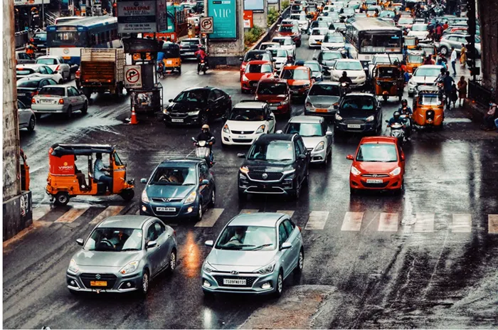 Rekayasa lalu lintas atau program ganjil genap mudik 2024 ini dilakukan agar tol tidak terlalu padat.