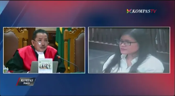 Momen Hakim Binsar Gultom Desak Jessica Wongso di Persidangan