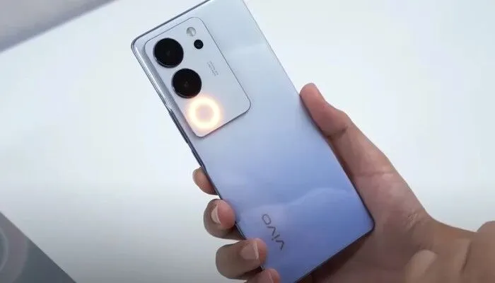 Pasar Gadget Indonesia Diramaikan Produk Terbaru/