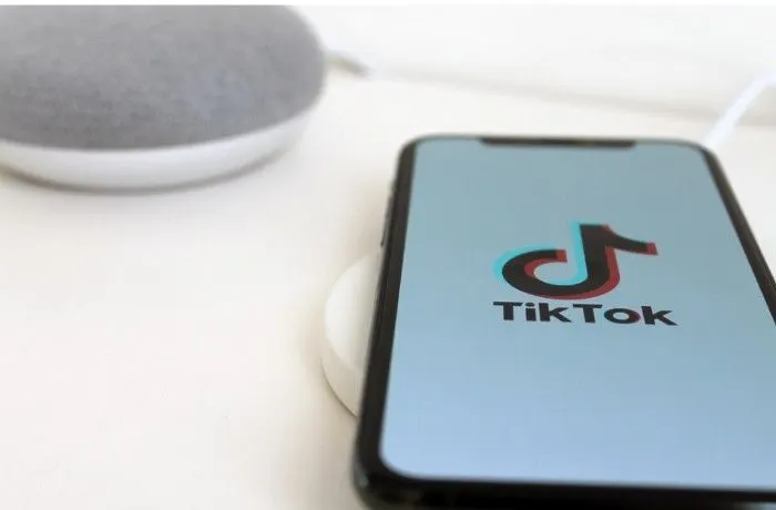 Dalam beberapa waktu terakhir, berita tentang penutupan layanan TikTok Shop di Indonesia menyedot perhatian publik.