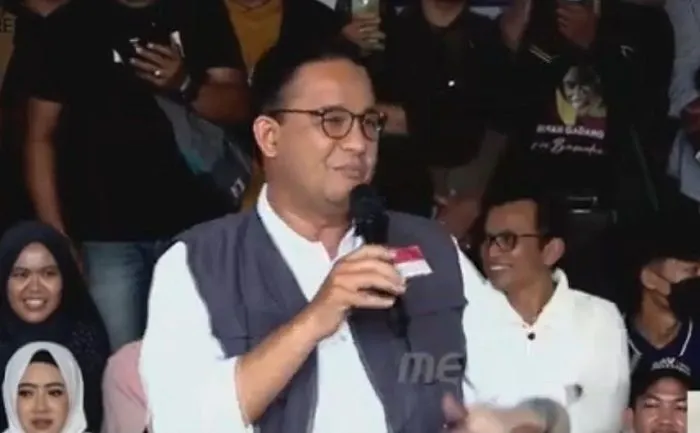 Anies Baswedan Ditanya 'Kacamatanya Etalase Nomor Berapa?': Ini Ada Sesuatu yang Gak Bener