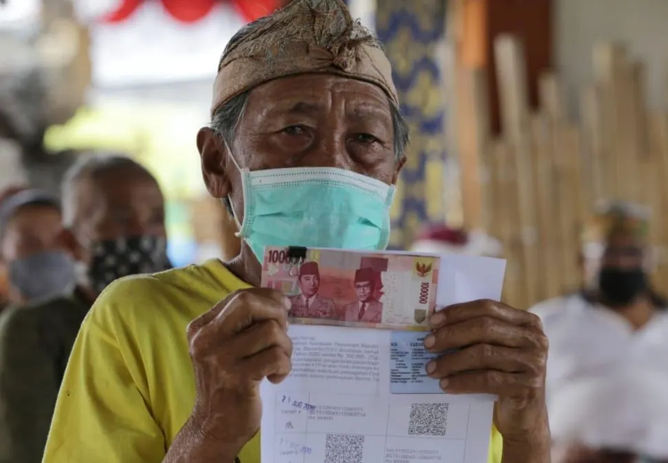 Ilustrasi Keluarga Penerima Manfaat dari Bansos 2024