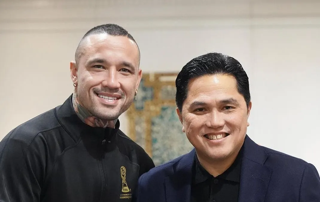 Radja Nainggolan dan Ketua Umum PSSI Erick Thohir