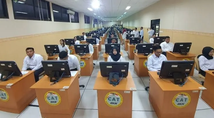 Lantas bagaimana cara melihat tingkat persaingan tiap formasi jabatan CPNS 2023 yang dilamar? Berikut langkah-langkahnya.