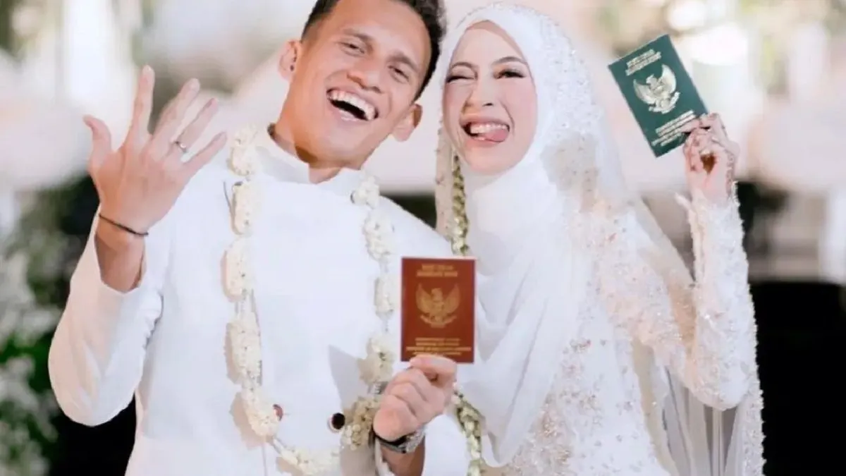 Egy Maulana Vikri akhirnya secara resmi menikahi Adiba Khanza yang merupakan kekasihnya. Mereka berdua telah berpacaran sejak tahun 2016.