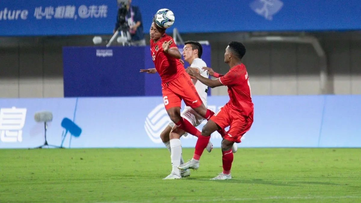 Dengan kemenangan atas Kirgizstan di laga perdana, Indonesia membuka peluang untuk lolos ke babak 16 besar Asian Games 2022. 