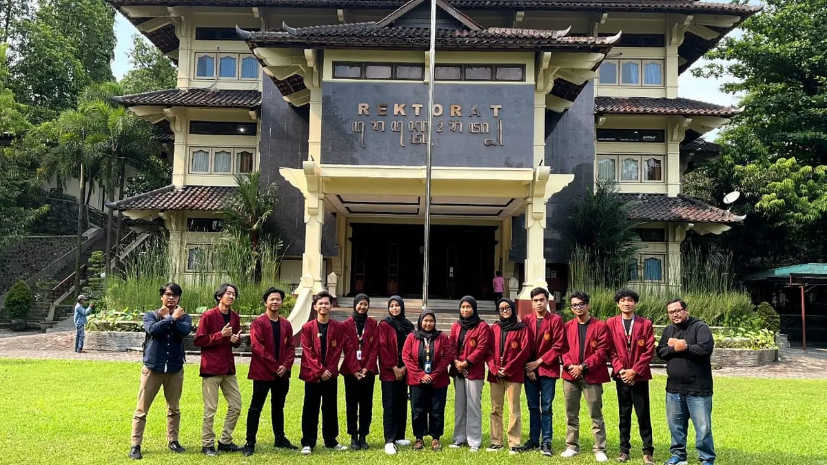 ISI Surakarta merupakan salah satu perguruan tinggi negeri dengan jumlah pendaftar UTBK SNBT yang tinggi setiap tahunnya.