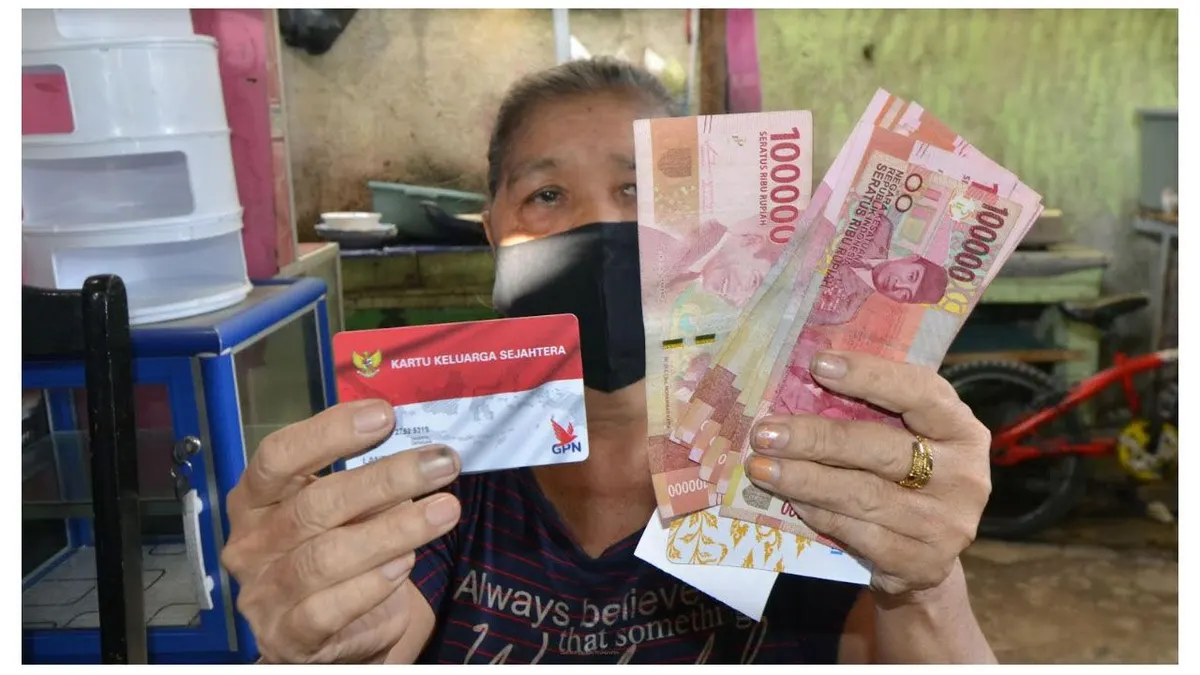 Ada beberapa jenis bansos yang akan disalurkan oleh pemerintah kepada Keluarga Penerima Manfaat (KPM), baik itu PKH, PBNT, BLT, dan lainnya.