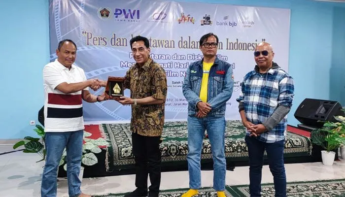 Kegiatan Nontong Bareng dan Diskusi Film bertajuk "Pers dan Wartawan dalam Film Indonesia"
