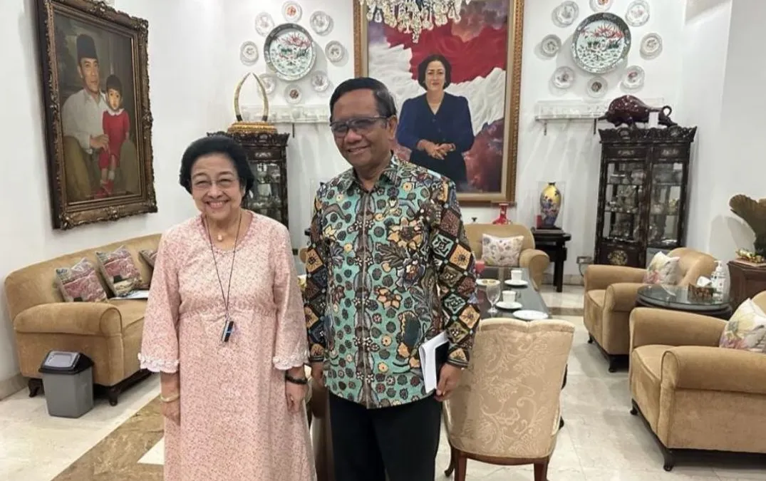 Megawati bersama Mahfud MD