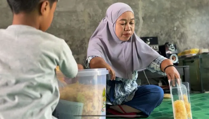 Nasabah PNM, Hani Hadiyanti