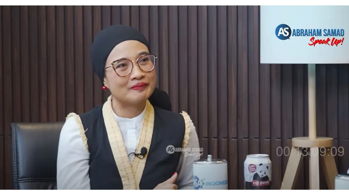 Sosiolog sekaligus pengarang, Okky Madasari