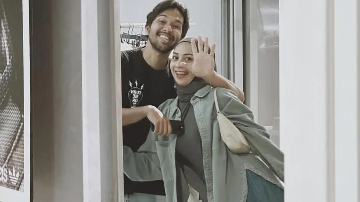 Elmer Syaherman dan Ira Nandha