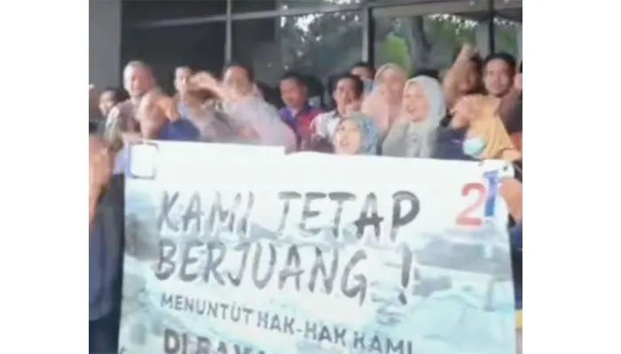 Ilustrasi. Tuntutan Karyawan PT Indofarma terkait gaji dan thr yang belum dibayarkan
