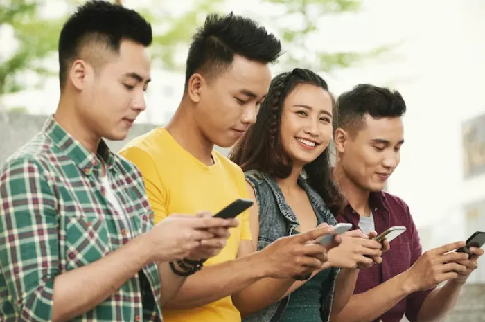 Ilustrasi Kecanduan gadget