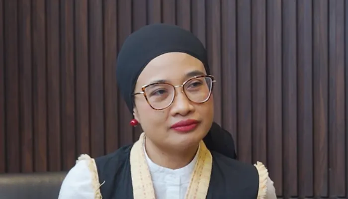 Penulis Okky Madasari