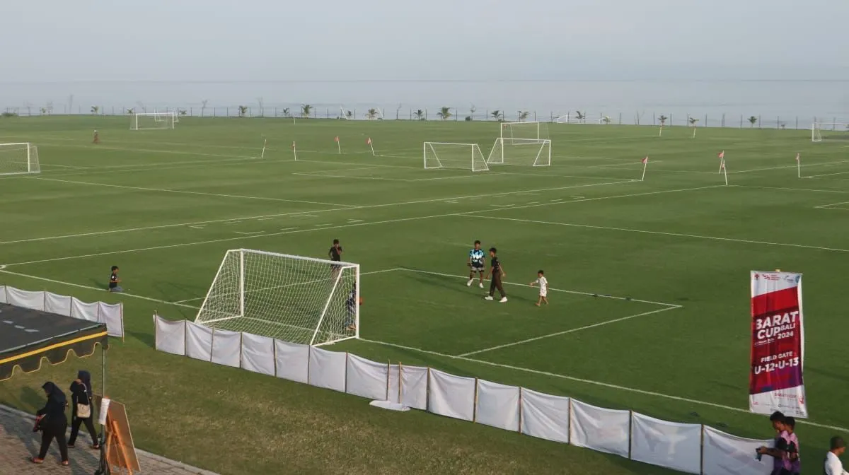 Untuk diketahui, Ini kali kedua event Barat Cup digelar di Bali United Training Center Pantai Purnama Gianyar Bali.