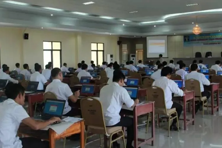 Salah satu instansi yang menetapkan Surat Keterangan Sehat sebagai dokumen persyaratan CPNS 2023 adalah Kemenkumham.