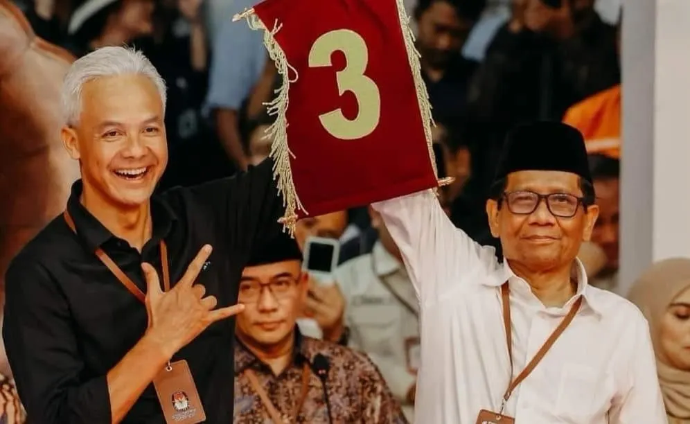 Ganjar Pranowo dan Mahfud MD