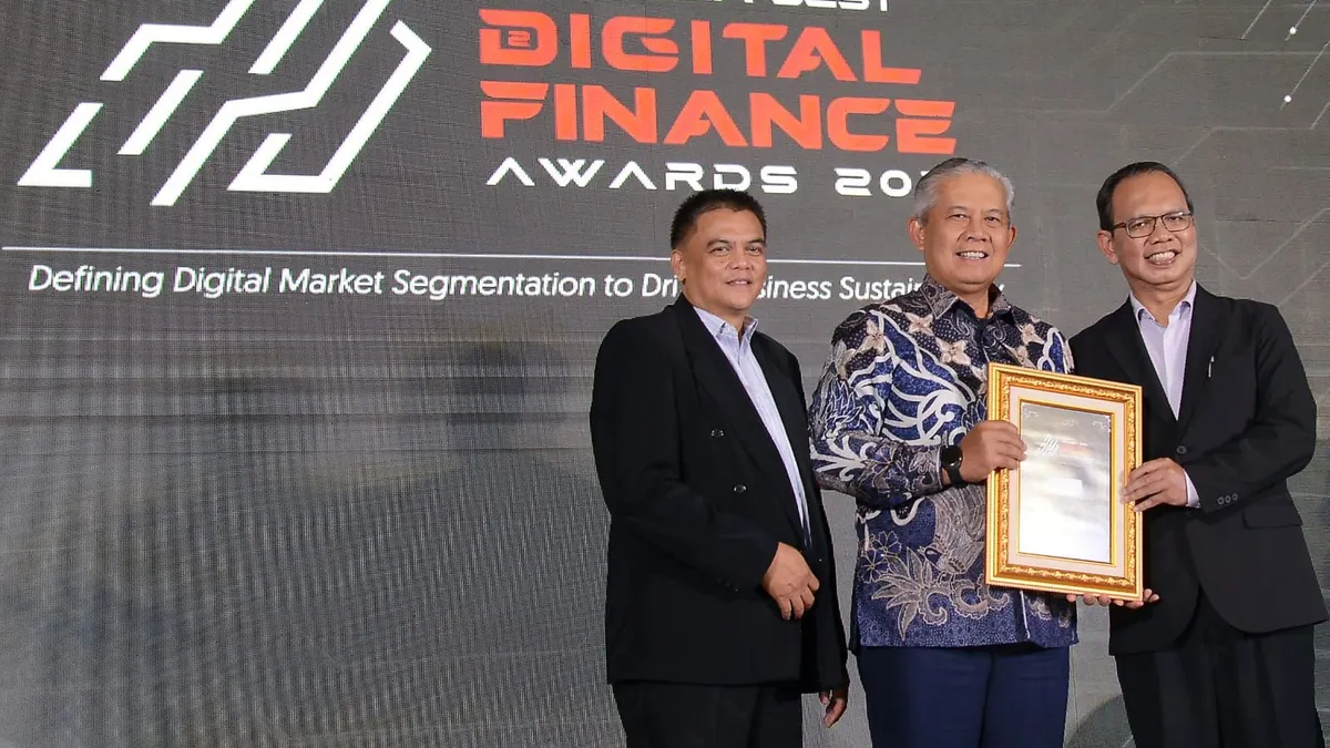 bank bjb meraih penghargaan Best Digital Finance for E-Banking Transactions in Real Time dalam ajang Indonesia Best Digital Finance Awards 2023. (bank bjb)
