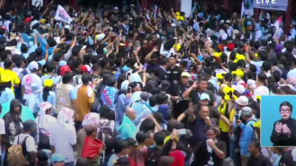Gibran gunakan Motor Listrik kala datang ke kampanye akbar di GBK