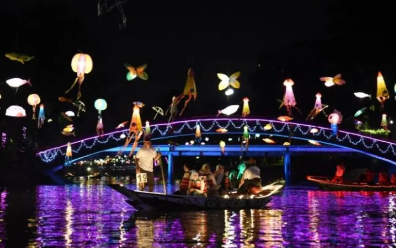 Wisata Perahu Kalimas Surabaya