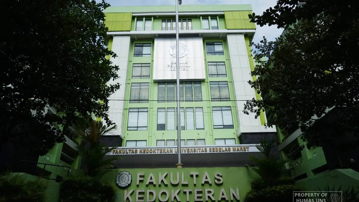 Kedokteran menjadi salah satu jurusan terfavorit di Indonesia, termasuk di Universitas Sebelas Maret (UNS).