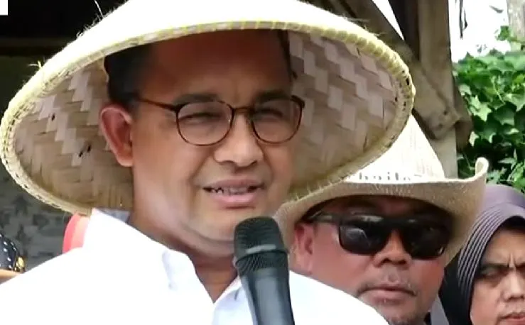Menurut Anies, dua jenis persimpangan jalan yang saat ini menghadang rakyat Indonesia adalah negara hukum dan negara kekuasaan.