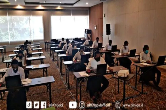 Peserta memiliki akses untuk berlatih menggunakan simulasi CAT CPNS 2023 sebagai persiapan menghadapi tes SKD yang akan datang.