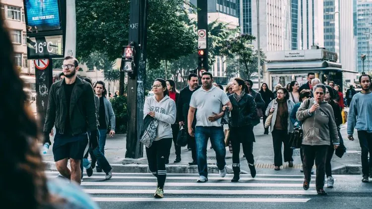 Illustrasi. 3 Kepribadian Orang dari Cara Jalan Kaki Menurut Psikolog