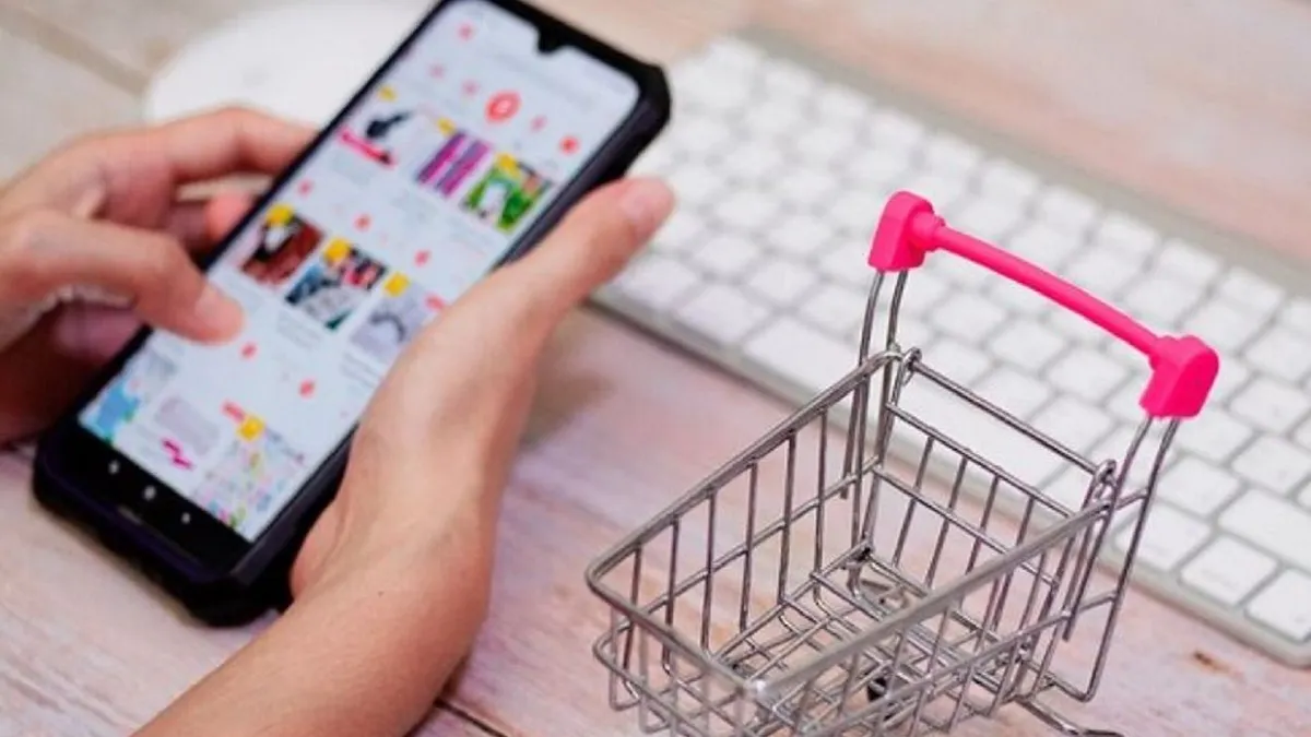 Melalui situs resmi pada, Selasa 2 Oktober 2023 TikTok tidak akan lagi memberikan fasilitas transaksi e-commerce di dalam TikTok Shop.