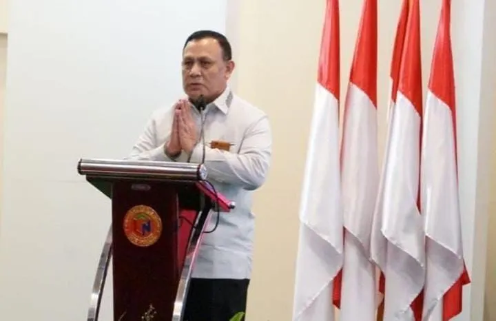 Pengunduran Firli Bahuri dari jabatannya sudah dilaporkan kepada Presiden Jokowi melalui Menteri Sekretariat Negara Indonesia Pratikno.