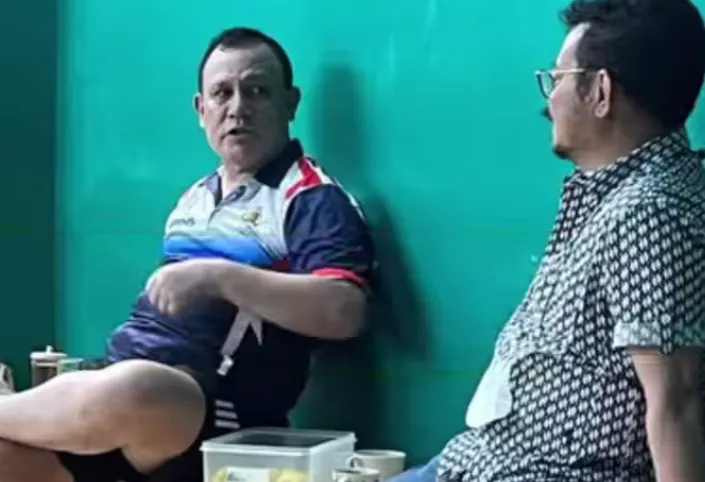 Presiden Joko Widodo (Jokowi) mencari titik terang atas kasus dugaan adanya pemerasan yang dilakukan oleh Firli Bahuri kepada Yasin Limpo.