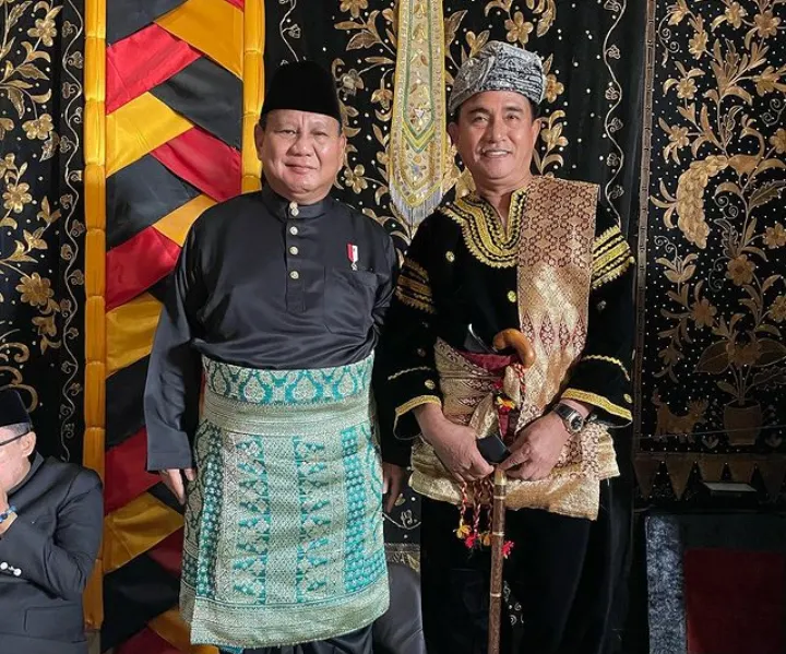Spanduk Gambar Prabowo Subianto-Yusril Ihza Mahendra Terlihat di Jakarta, Siapa Cawapres Prabowo Sebenarnya? (IG @yusrilihzamhd)
