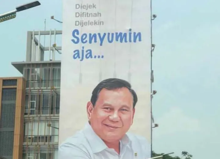 Belakangan ini publik dikejutkan dengan video pidato Calon Presiden (Capres) Nomor Urut 2 Prabowo Subianto yang mengatakan &lsquo;ndasmu etik&rsquo;.