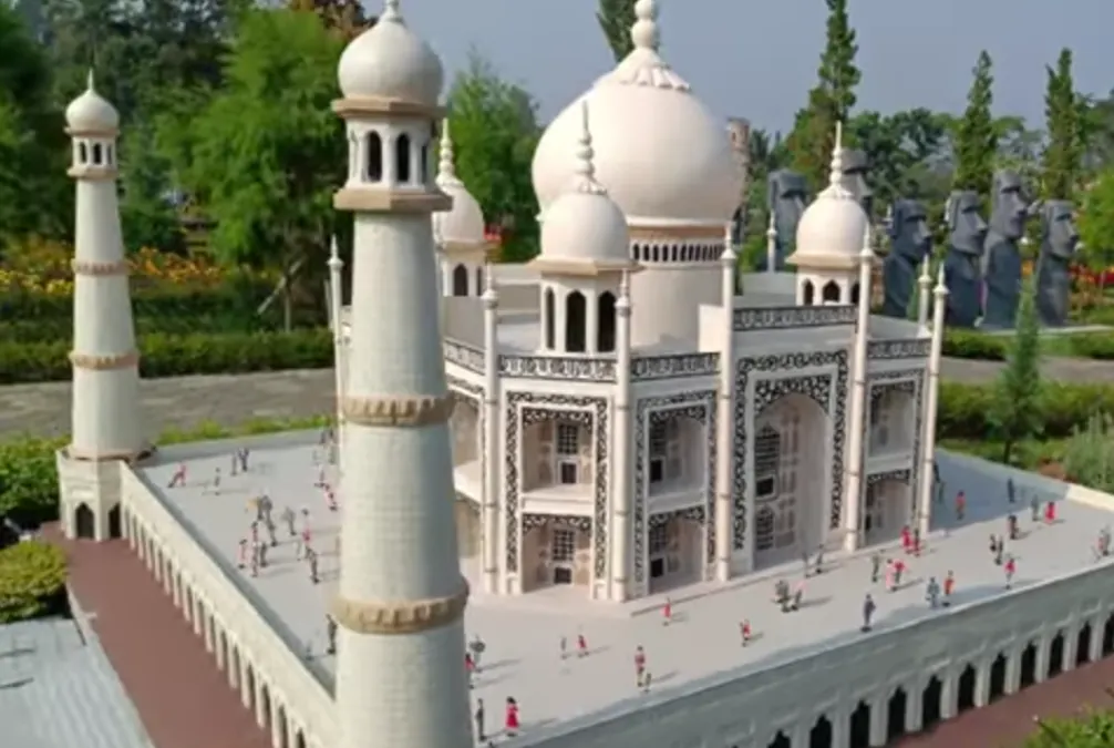 Taman Miniatur Dunia