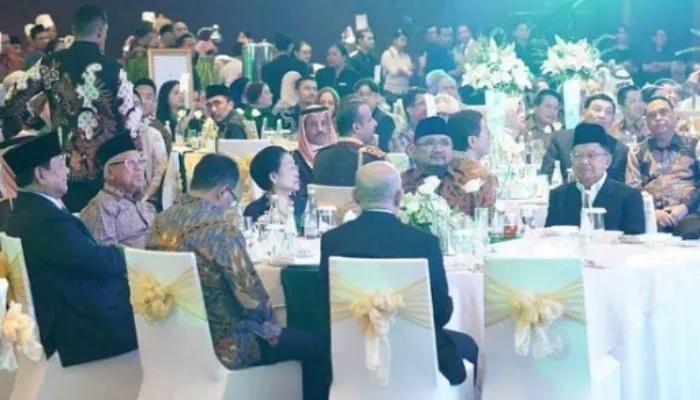 Momen Megawati Soekarnoputri dan Prabowo Subianto Duduk Satu Meja