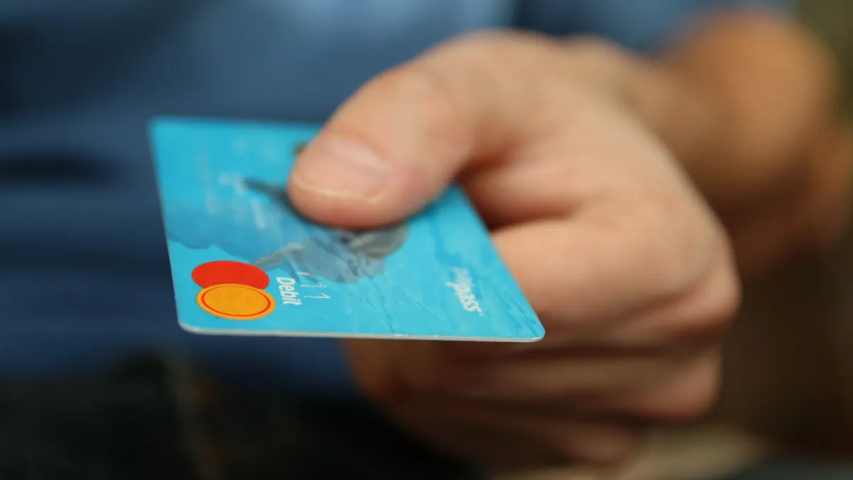 Mau Ajukan KTA Bank BCA Plafon Hingga Rp 100 juta? Lengkapi Persyaratan dan Dokumennya di Sini (Pexels.com/Pixabay)