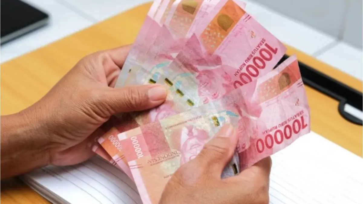 Pernahkah kamu merasa bahwa pendidikan formal tidak pernah benar-benar mengajarkanmu tentang ilmu keuangan yang sebenarnya?