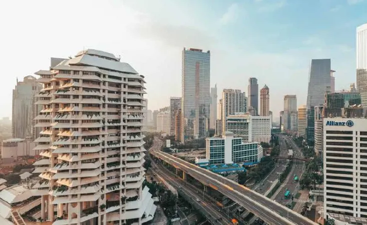DKI Jakarta | Salah satu tolak ukur tingkat kemakmuran suatu wilayah bisa dilihat dari nilai produk domestik regional (PDRB) per kapita.