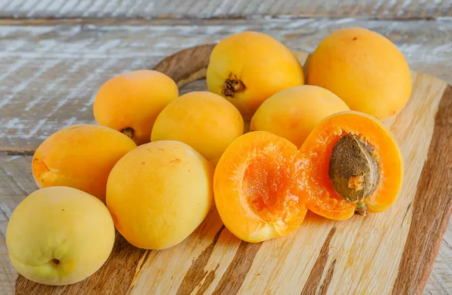 Ini 4 Buah yang Jika Dikonsumsi Akan Membuat Wajah Menjadi Tampak Awet Muda dan Bercahaya, Mudah Ditemukan (Freepik)