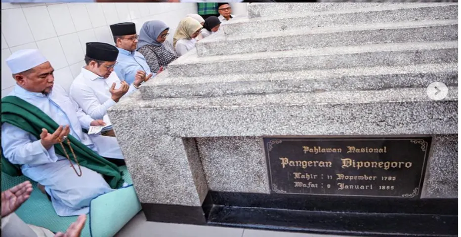 Anies Baswedan dan Cak Imin ke Makam Pangeran Diponegoro di Makassar, Inilah Nama Lengkap Pahlawan Nasional (Instagram @aniesbaswedan)