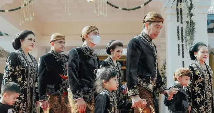 Blak-blakan 3 Anggota Keluarga Jokowi Dukung Prabowo-Gibran di Pilpres 2024, Jokowi Juga? 