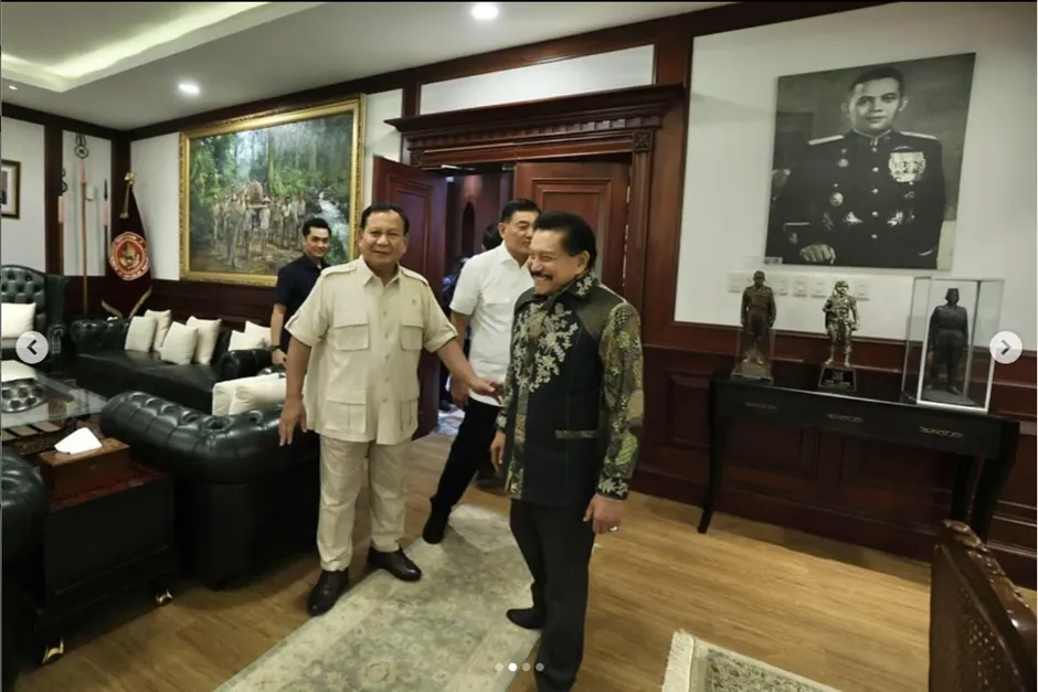 Hendropriyono Datangi Kantor Kemenhan Bertemu Prabowo Subianto