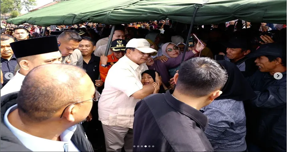 Ketiga Kalinya Kunjungi Sumatera Barat, Prabowo Datangi Posko Tanggap Bencana Erupsi Gunung Marapi