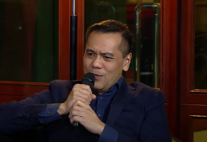 Juru Bicara TPN Ganjar-Mahfud, Chiko Hakim, meminta kepada Bawaslu ataupun Mahkamah Konstitusi (MK) untuk dapat menerima laporan atau protes.