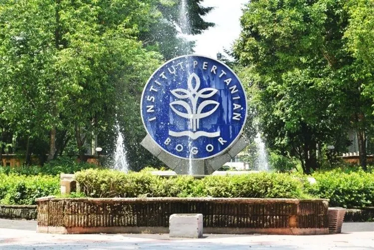 Institut Pertanian Bogor (IPB)