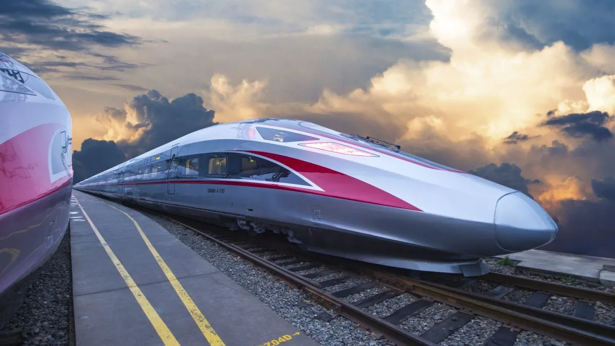 Ilustrasi-Kereta cepat Whoosh.