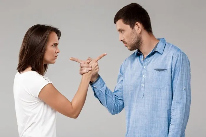 6 Jenis Komunikasi Negatif dalam Hubungan, Jangan Dilakukan Jika Tidak Ingin Hubungan Menjadi Kandas