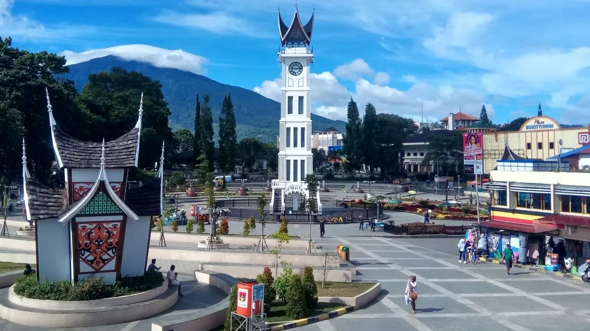 Kota Bukittinggi, Sumatera Barat | Ternyata, menurut wisatawang asing, kota yang paling indah bukanlah Denpasar yang ada di Bali atau Yogyakarta.